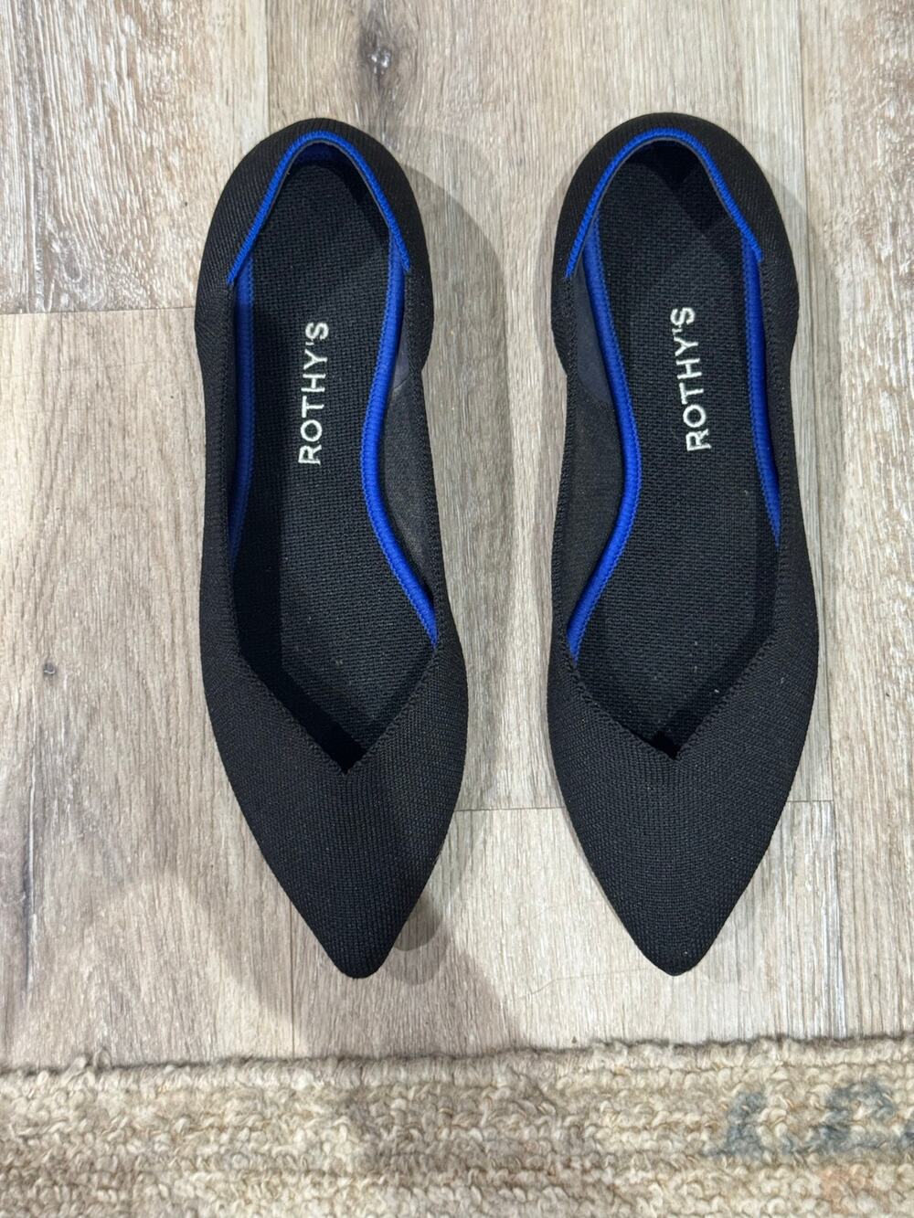 Rothy’s The Point Black Blue Trim Knit Pointed Toe Flats, 9.5